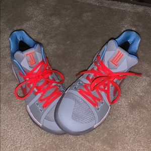 Nike Basketball  shoes
